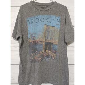 Mens HOLLYWEIRD Brooklyn tee sz XL